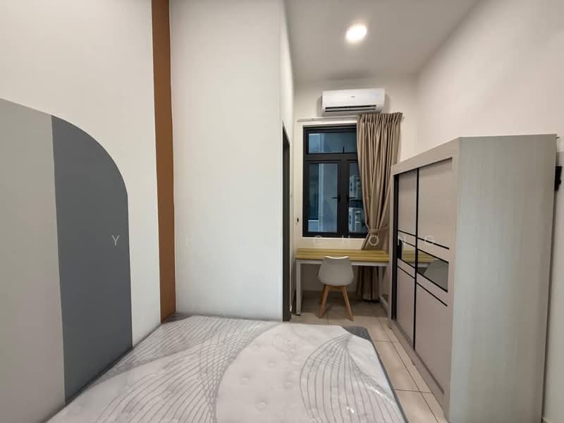 Pangsapuri untuk Disewa di D7 (D'Seven Lagoon Perdana) - Yu Heng Chong - Bedroom - PropertyGuru.com.my