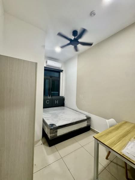 Pangsapuri untuk Disewa di D7 (D'Seven Lagoon Perdana) - Yu Heng Chong - Bedroom - PropertyGuru.com.my