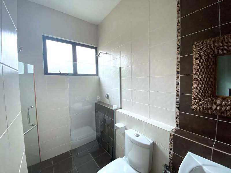 2-storey Terraced House for Sale in East Ledang (Iskandar Puteri (Nusajaya)) - Karl Lim - Bathroom - PropertyGuru.com.my