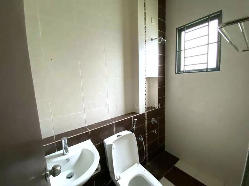 2-storey Terraced House for Sale in East Ledang (Iskandar Puteri (Nusajaya)) - Karl Lim - Bathroom - PropertyGuru.com.my