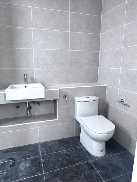 Rumah Teres 2 Tingkat untuk Dijual di Taman Ekoflora (Johor Bahru) - Nat Sin - Bathroom - PropertyGuru.com.my