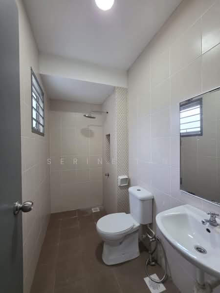 Rumah Teres 2 Tingkat untuk Disewa di Iskandar Puteri (Nusajaya) (Johor) - Serine Tan - Bathroom - PropertyGuru.com.my