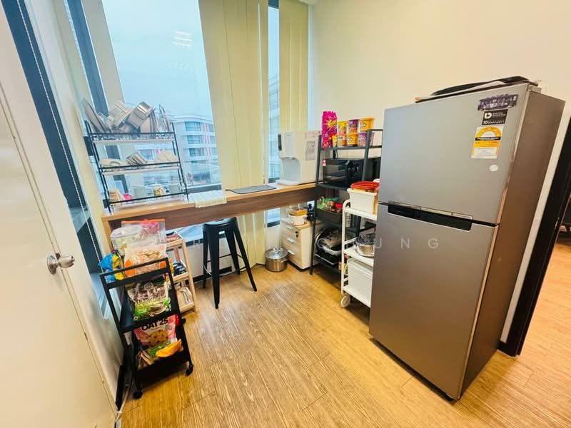 Pejabat untuk Disewa di Bandar Sunway (Sunway) - Sherlyn Chung - Kitchen - PropertyGuru.com.my