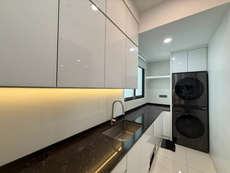 Condominium for Rent at Queens Residences Q2 @ Queens Waterfront - Minggie . - Kitchen - PropertyGuru.com.my