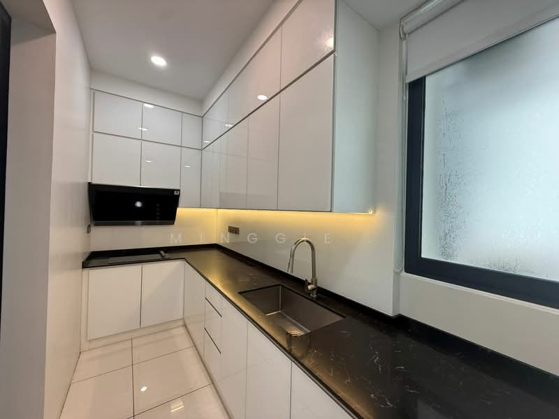 Condominium for Rent at Queens Residences Q2 @ Queens Waterfront - Minggie . - Kitchen - PropertyGuru.com.my