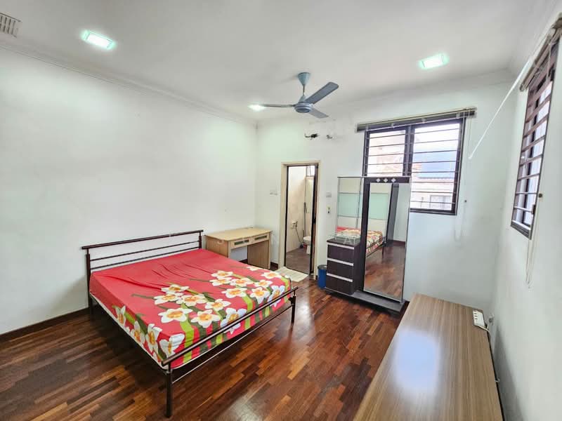 Terraced House for Sale in Bandar Puteri Puchong (Puchong) - Jason Tan - Bedroom - PropertyGuru.com.my