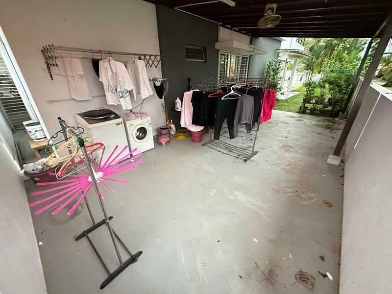 2.5-storey Terraced House for Sale in Bandar Country Homes (Rawang) - Roman Yap - Exterior - PropertyGuru.com.my
