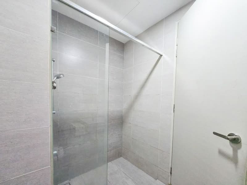 Service Residence for Sale at Citizen 2 - Zul Syafiq - Bathroom - PropertyGuru.com.my