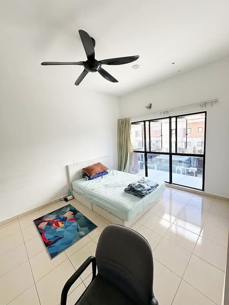 3-storey Terraced House for Sale in Puchong (Selangor) - Chow Kok Toong - Bedroom - PropertyGuru.com.my