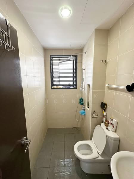 3-storey Terraced House for Sale in Puchong (Selangor) - Chow Kok Toong - Bathroom - PropertyGuru.com.my
