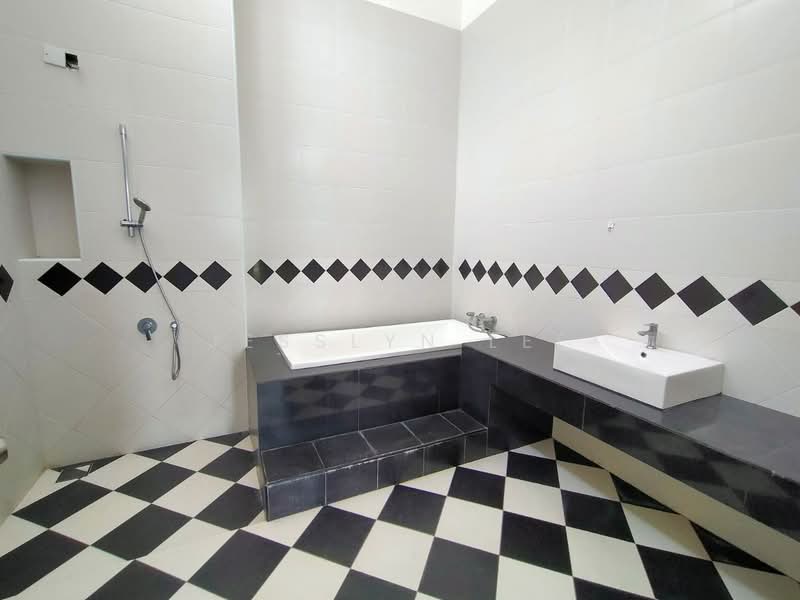 2-storey Terraced House for Sale in Eco Majestic (Semenyih) - Jesslyn Lee - PropertyGuru.com.my