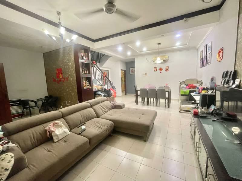 1-storey Terraced House for Sale in Permas Jaya (Johor) - Claira Ong - Living Room - PropertyGuru.com.my