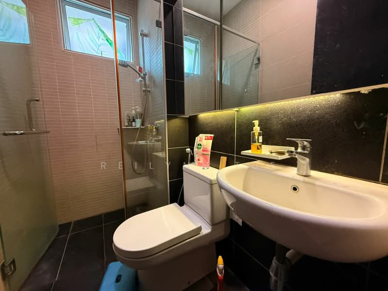 Semi-Detached House for Sale in Setia Eco Park (Setia Alam) - Reilynn Tue - Bathroom - PropertyGuru.com.my