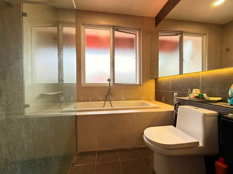 Semi-Detached House for Sale in Setia Eco Park (Setia Alam) - Reilynn Tue - Bathroom - PropertyGuru.com.my