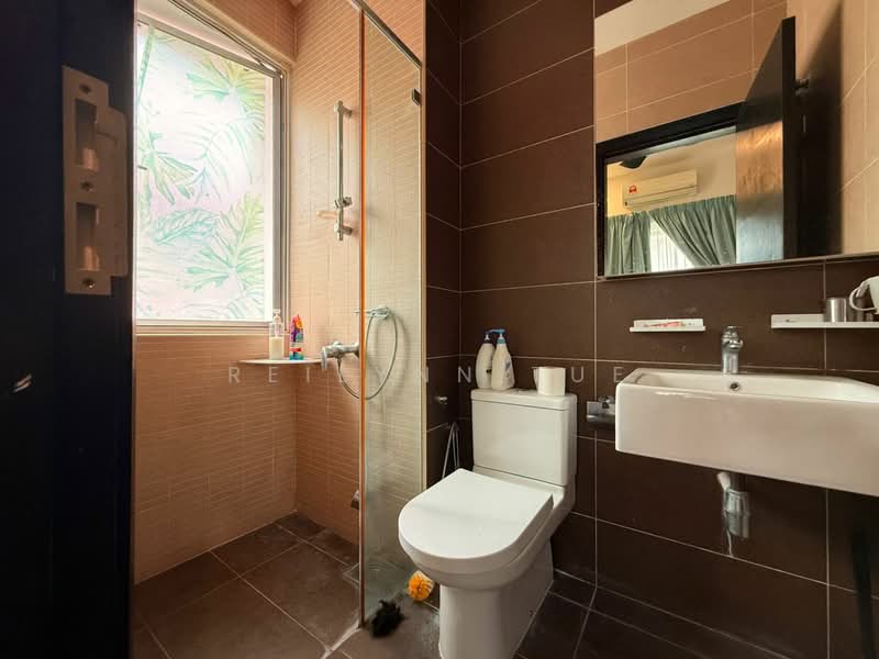 Semi-Detached House for Sale in Setia Eco Park (Setia Alam) - Reilynn Tue - Bathroom - PropertyGuru.com.my