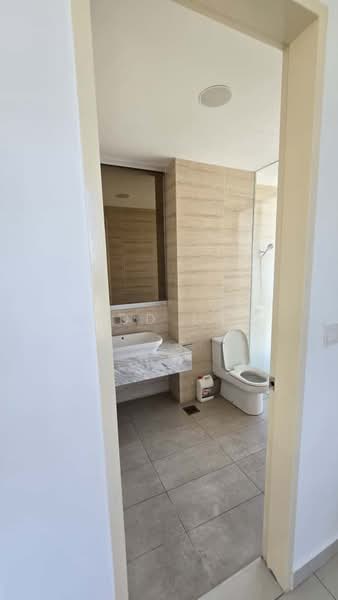 Servis Apartment untuk Dijual di The Clio Residences - Kydd Low - Bathroom - PropertyGuru.com.my