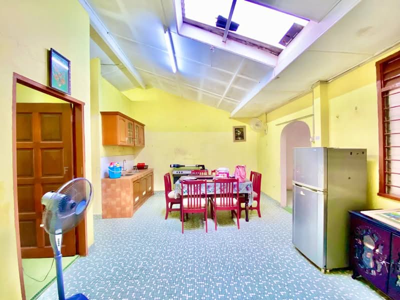 For Sale - Taman Pandamaran Jaya