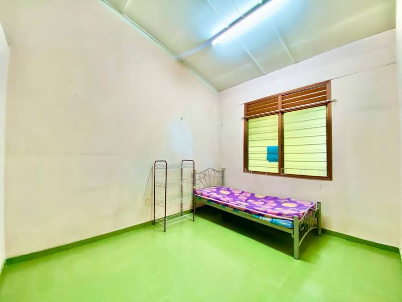 For Sale - Taman Pandamaran Jaya