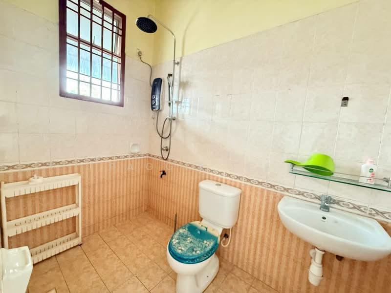 Rumah Teres 1 Tingkat untuk Dijual di Skudai (Johor) - Paggie Tee - Bathroom - PropertyGuru.com.my