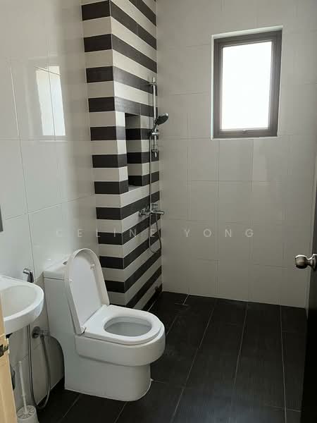 Semi-Detached House for Rent in East Ledang (Iskandar Puteri (Nusajaya)) - Celine Yong - Bathroom - PropertyGuru.com.my