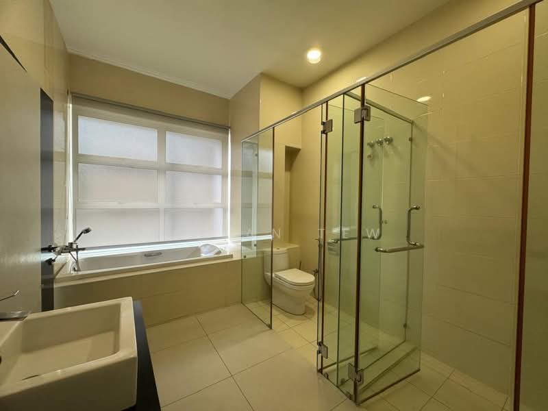 Rumah Berkembar untuk Dijual di Setia Alam (Selangor) - Vivian Tew - Bathroom - PropertyGuru.com.my