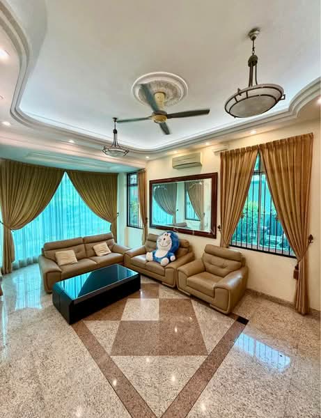 Semi-Detached House for Sale in Tampoi (Johor) - Nat Sin - Living Room - PropertyGuru.com.my