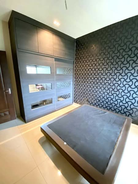 Rumah Teres 3 Tingkat untuk Dijual di Bandar Seri Alam (Masai) - Karl Lim - Bedroom - PropertyGuru.com.my