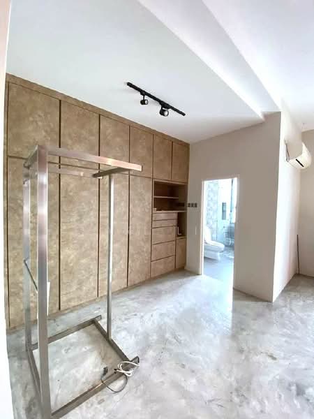 Rumah Teres 3 Tingkat untuk Dijual di Bandar Seri Alam (Masai) - Karl Lim - Interior - PropertyGuru.com.my