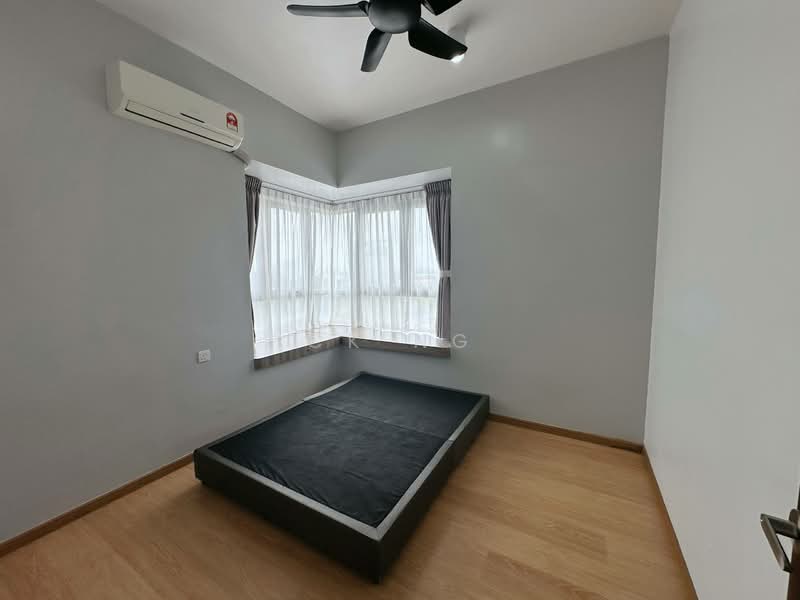 Kondominium untuk Dijual di Bay Point @ Country Garden Danga Bay - CK Ng - Bedroom - PropertyGuru.com.my