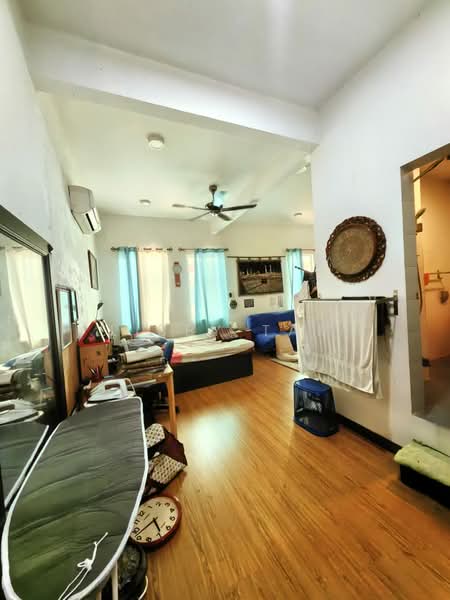 Rumah Berkembar untuk Dijual di Gombak (Selangor) - Libby Tan - Living Room - PropertyGuru.com.my