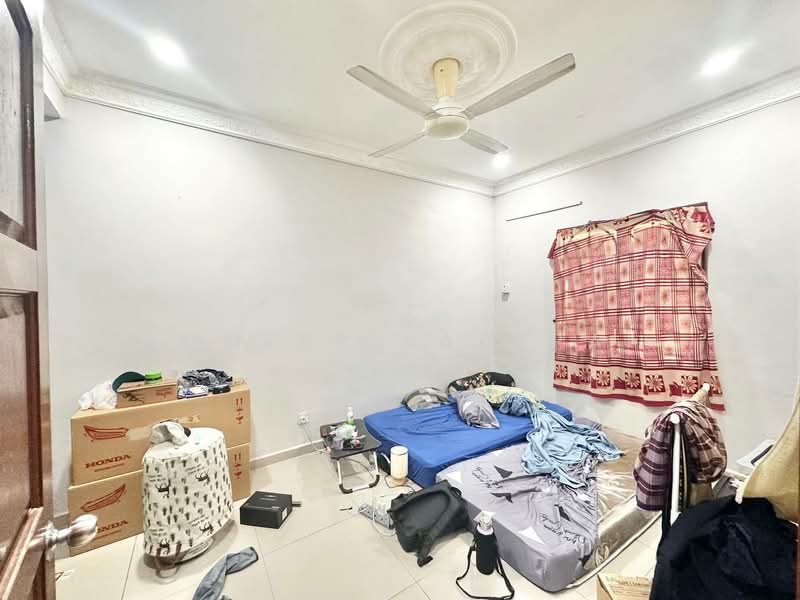 Rumah Teres 2 Tingkat untuk Dijual di Seksyen 27 (Shah Alam) - Ammeer Nadzrai - Bedroom - PropertyGuru.com.my