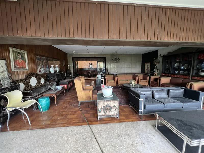 Bungalow House for Sale in Taman Tunku (Bukit Tunku (Kenny Hills)) - Wai Yen Chin - Living Room - PropertyGuru.com.my