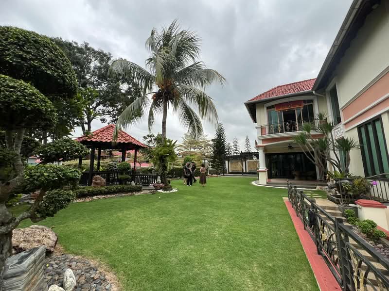 Semi-Detached House for Sale in Taman Molek (Johor Bahru) - Sharon Ng - Exterior - PropertyGuru.com.my