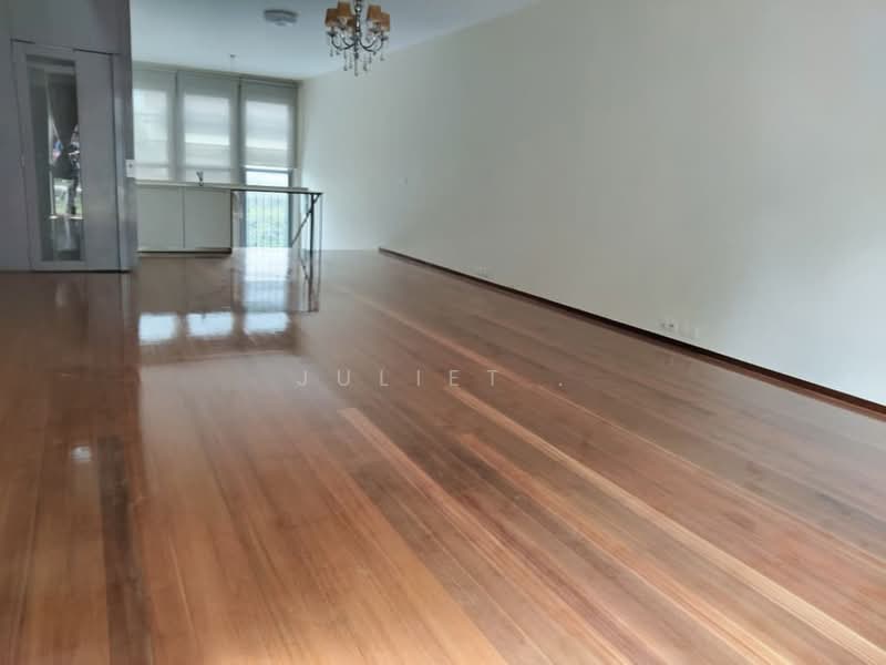 Untuk Disewa - Iringan Hijau