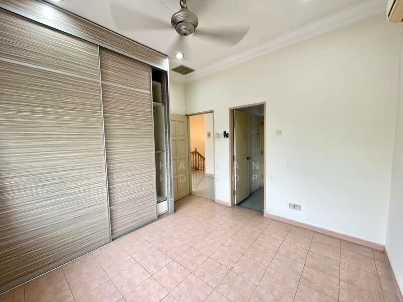 Rumah Berkembar untuk Dijual di Seksyen 9 (Shah Alam) - Mohd Hazlan bin Mohd Sopi - PropertyGuru.com.my