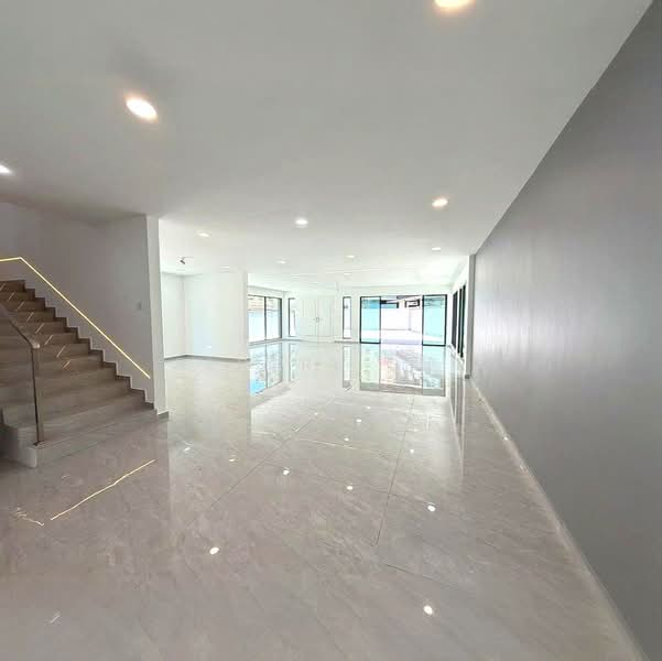 Bungalow for Sale in Taman Kebun Teh (Johor Bahru) - Sandry Ong - PropertyGuru.com.my