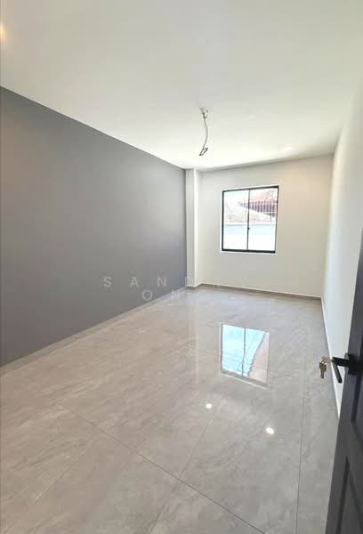 Bungalow for Sale in Taman Kebun Teh (Johor Bahru) - Sandry Ong - PropertyGuru.com.my