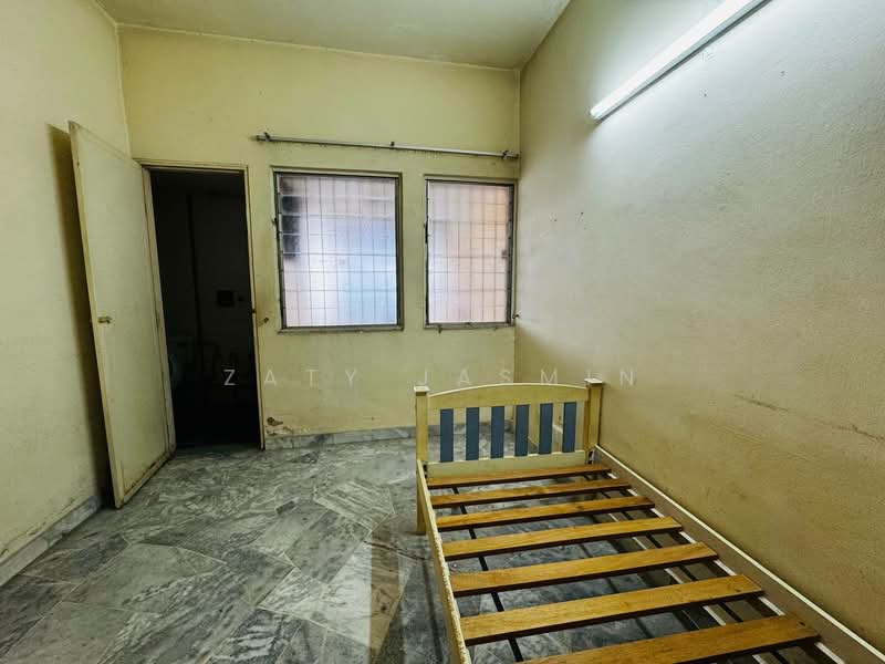 2-storey Terraced House for Sale in Setiawangsa (Kuala Lumpur) - Zaty Jasmin - Bedroom - PropertyGuru.com.my