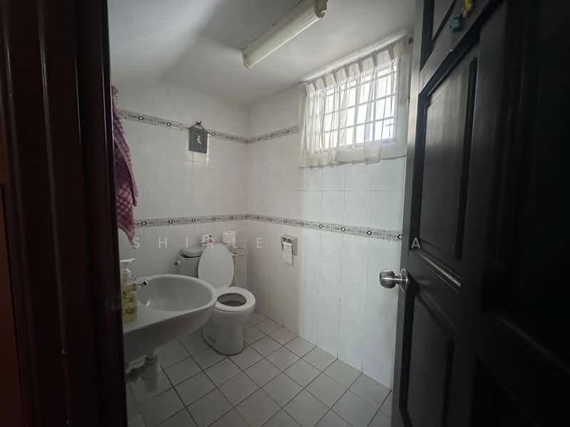 Rumah Banglo untuk Dijual di Kota Kemuning (Shah Alam) - Shirley Chua - Bathroom - PropertyGuru.com.my
