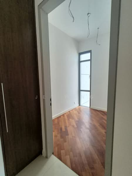 Service Residence for Sale at Grand Medini - Jet Pang - Interior - PropertyGuru.com.my