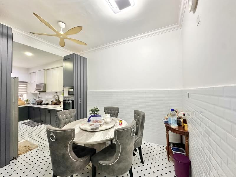 2-storey Terraced House for Sale in Seksyen U11 (Shah Alam) - Ammeer Nadzrai - Dining Room - PropertyGuru.com.my