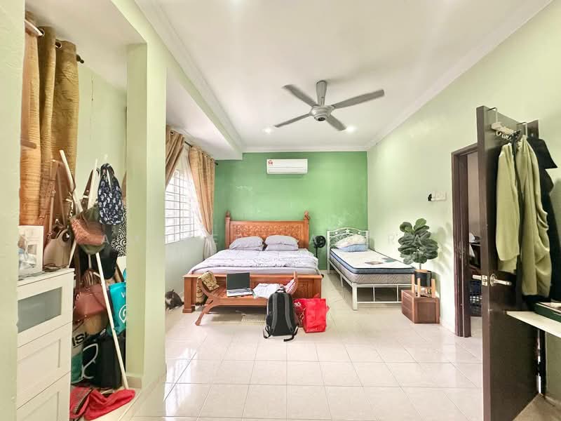 2-storey Terraced House for Sale in Seksyen U11 (Shah Alam) - Ammeer Nadzrai - Bedroom - PropertyGuru.com.my