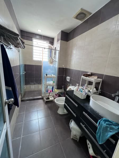 2-storey Terraced House for Sale in Bandar Sungai Long (Selangor) - Shanny Tan - Bathroom - PropertyGuru.com.my