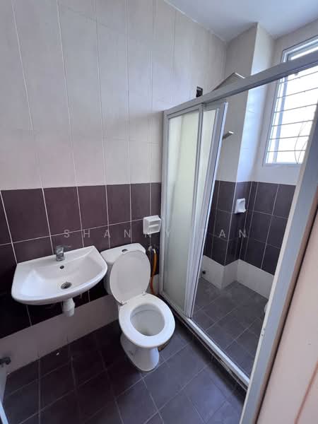 2-storey Terraced House for Sale in Bandar Sungai Long (Selangor) - Shanny Tan - Bathroom - PropertyGuru.com.my