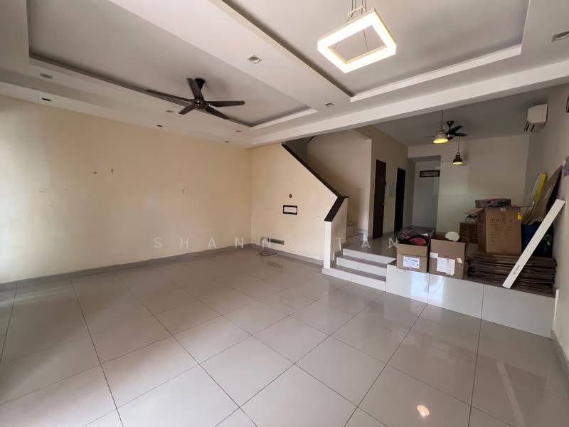 2-storey Terraced House for Sale in Bandar Sungai Long (Selangor) - Shanny Tan - Living Room - PropertyGuru.com.my
