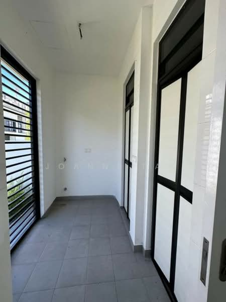 Semi-Detached House for Sale in Eco Ardence (Setia Alam) - Joanne Tan - Corridor - PropertyGuru.com.my