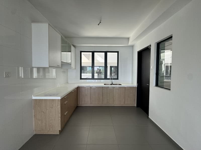 Apartment for Rent at Ponderosa Lakeside Apartment - Albee Liew - PropertyGuru.com.my