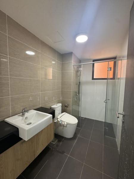Pangsapuri untuk Disewa di Ponderosa Lakeside Apartment - Albee Liew - Bathroom - PropertyGuru.com.my