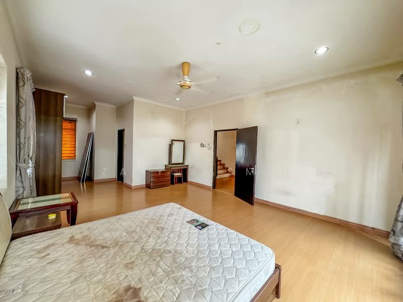 Rumah Berkembar untuk Dijual di Seksyen 6 (Bangi) - Zaty Jasmin - Bedroom - PropertyGuru.com.my