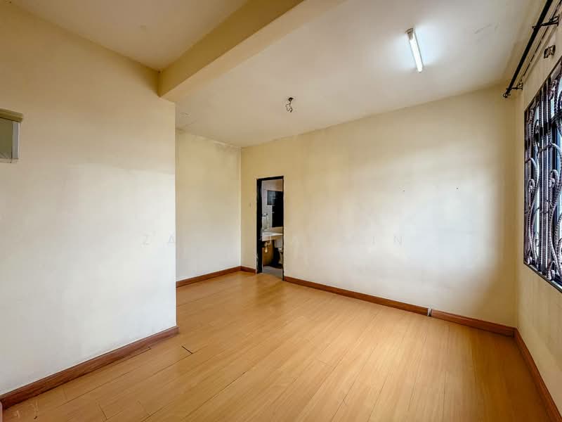 Rumah Berkembar untuk Dijual di Seksyen 6 (Bangi) - Zaty Jasmin - Interior - PropertyGuru.com.my